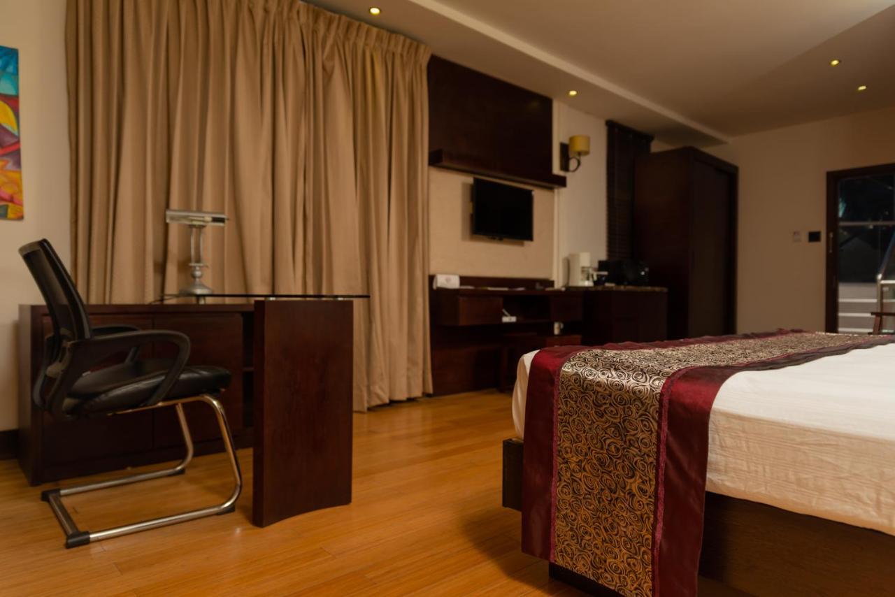 Herdmanston Lodge Hotel Georgetown Esterno foto