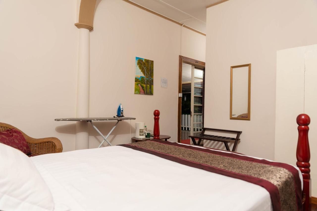 Herdmanston Lodge Hotel Georgetown Esterno foto