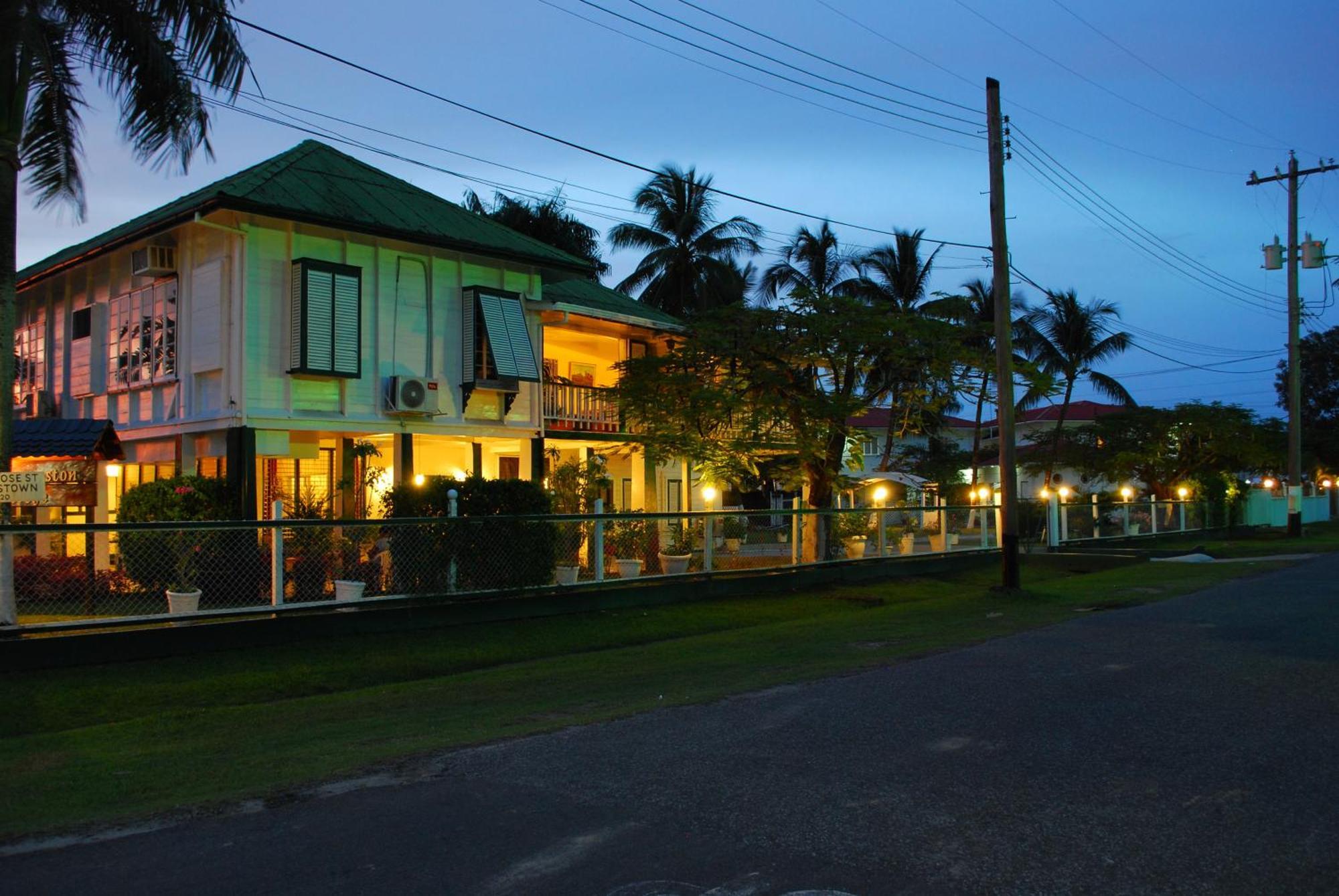 Herdmanston Lodge Hotel Georgetown Esterno foto