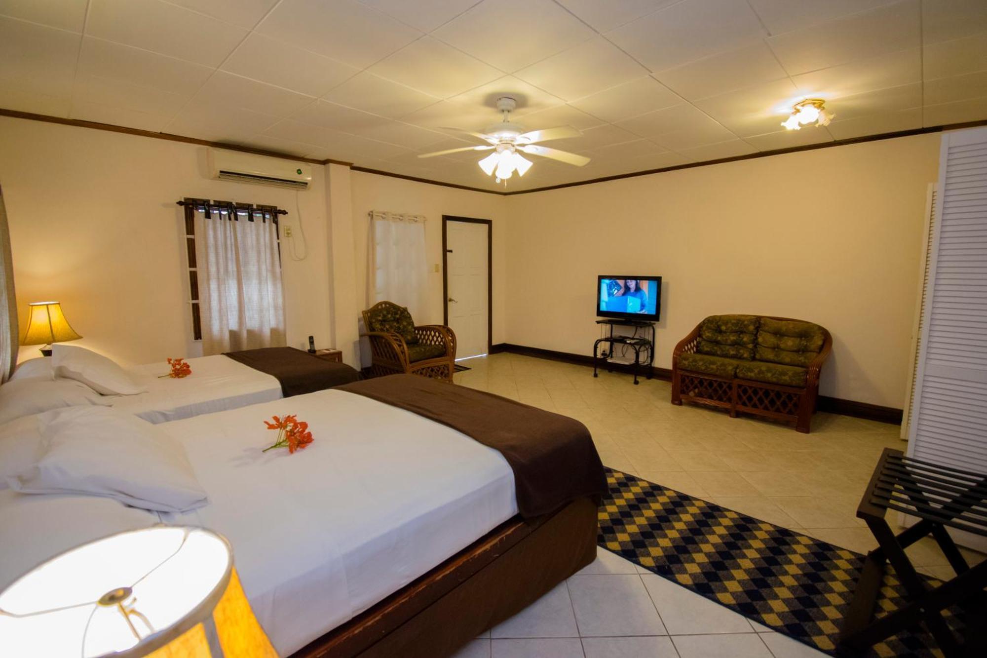 Herdmanston Lodge Hotel Georgetown Esterno foto